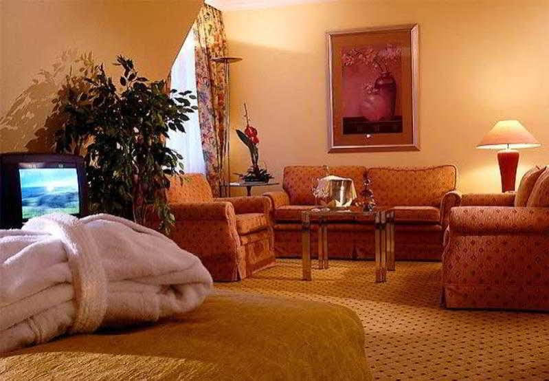 Hotel Courtyard By Marriott Airport Hamburg-Harburg